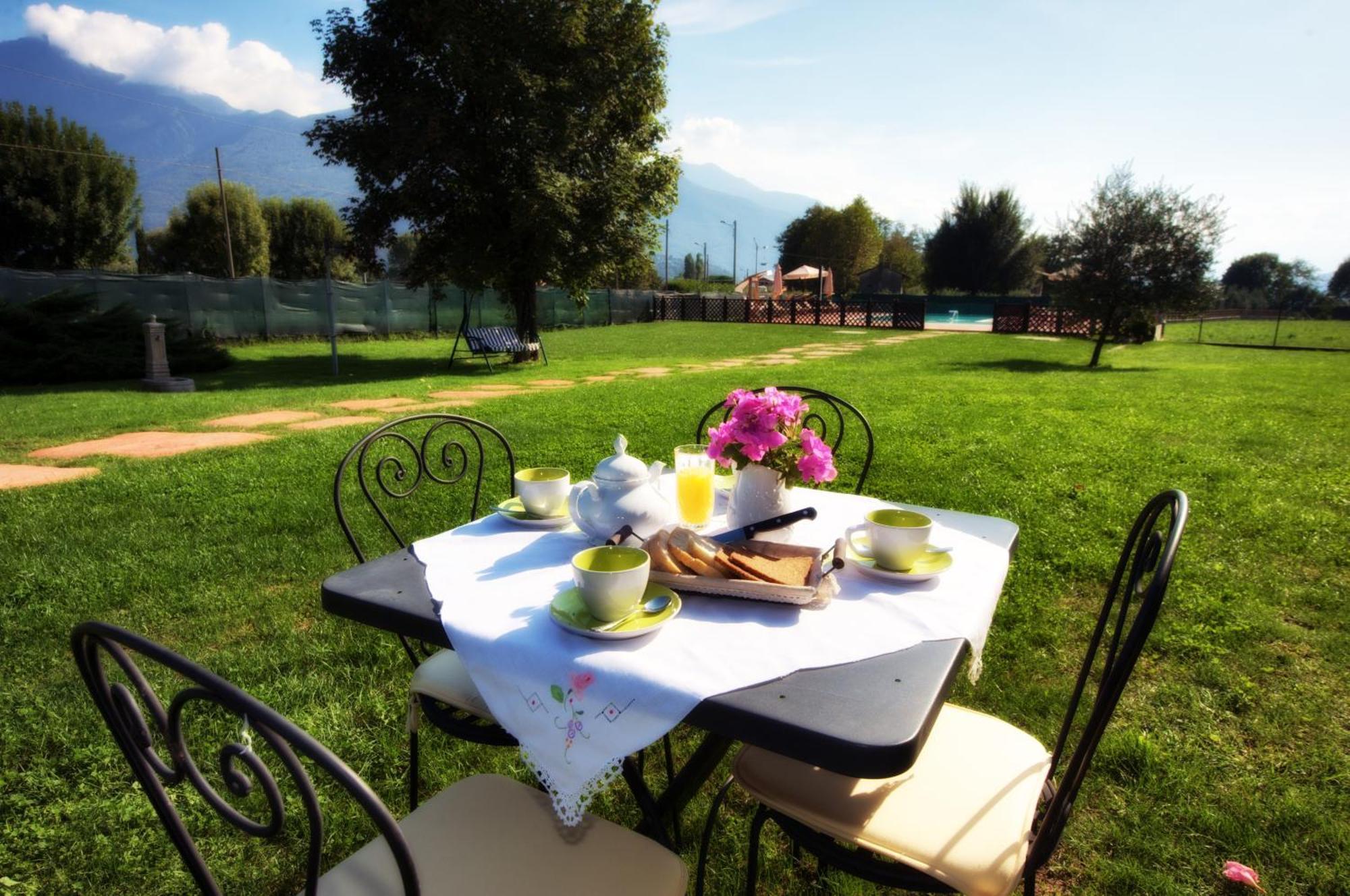 Agriturismo Alla Poncia Gravedona Luaran gambar