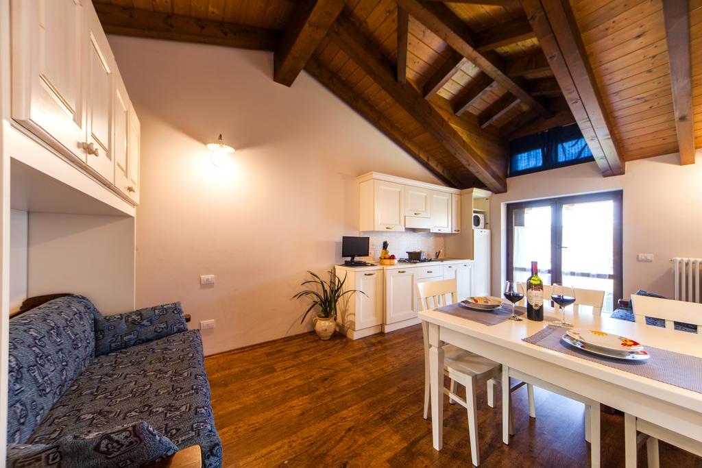 Agriturismo Alla Poncia Gravedona Luaran gambar